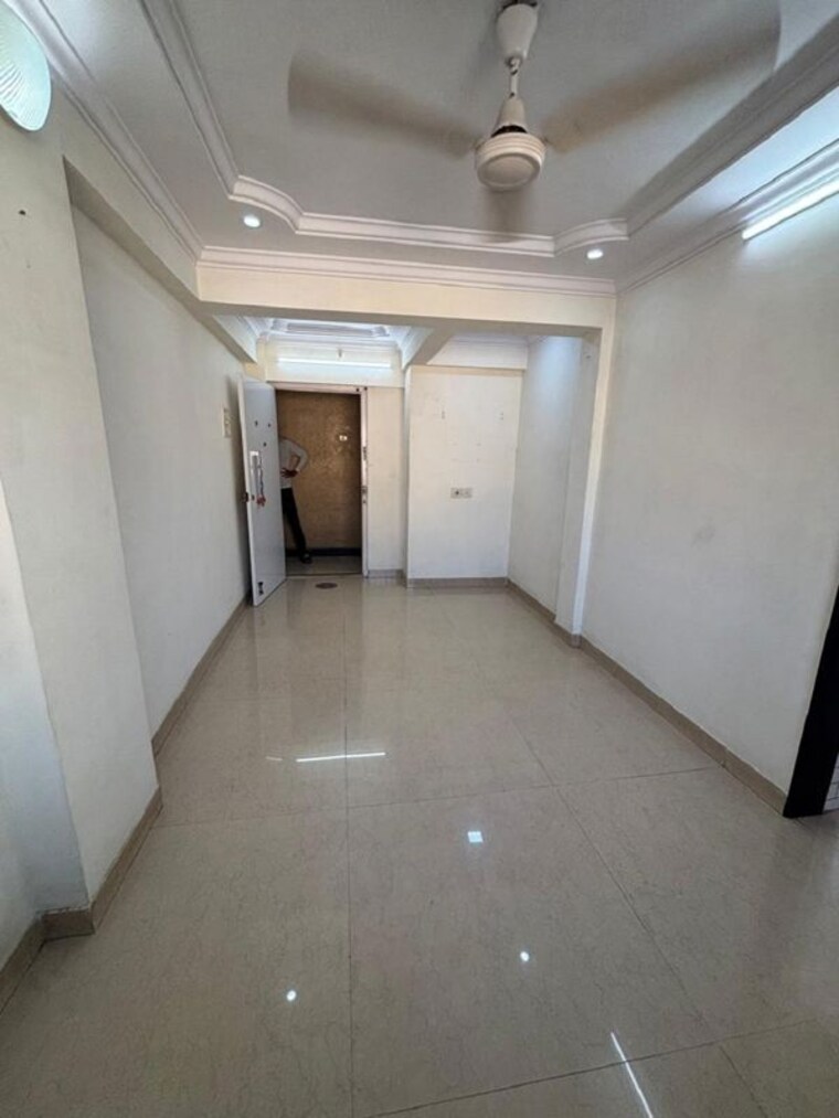 Bedroom, bandra west 1 Bedroom 500 Sq.Ft. Apartment In Bandra West Mumbai 10629436