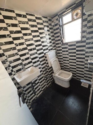 Washroom in 1 BHK Apartment at Bandra West – for Rent