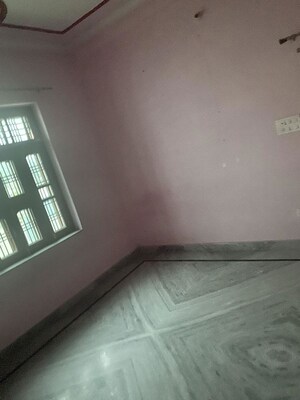 2 BHK Apartment For Rent in Sealdah