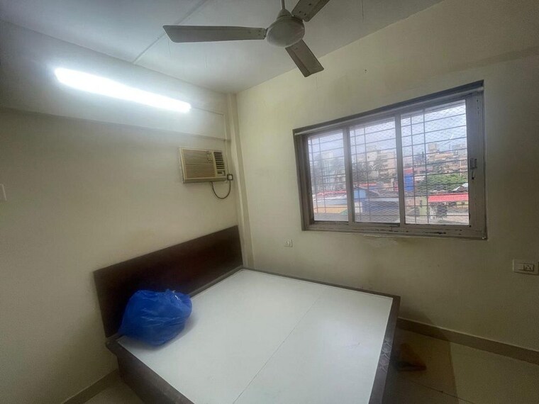 Room, bandra west 2 Bedroom 600 Sq.Ft. Apartment In Bandra West Mumbai 10629489