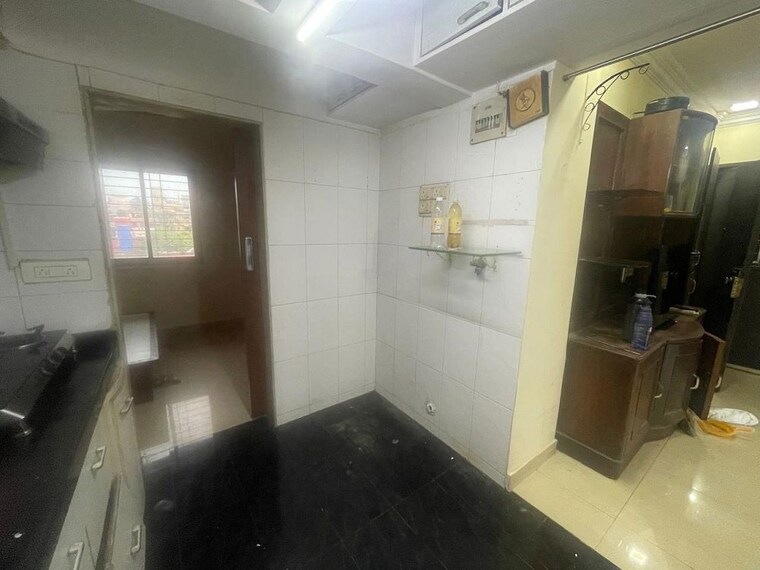 Kitchen, bandra west 2 Bedroom 600 Sq.Ft. Apartment In Bandra West Mumbai 10629489