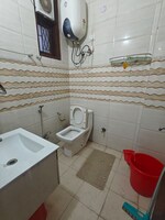 1 BHK 450 Sq.Ft. Builder Floor in South Delhi