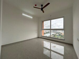 Room in 2 BHK Apartment at Zen Elite, Kharadi – for Rent