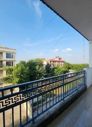 3 BHK Apartment For Rent in Saket
