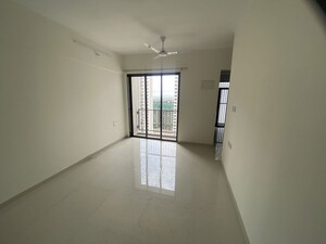 Room in 1 BHK Apartment at Runwal My City, Dombivli East – for Rent
