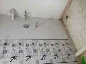 Bathroom in 1 BHK Apartment at Vasant Kunj – for Rent
