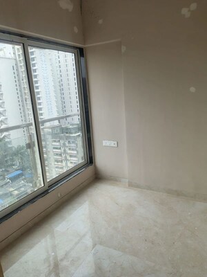 Room in 2 BHK Apartment at Haware Intelligentia Axis, Borivali East – for Rent