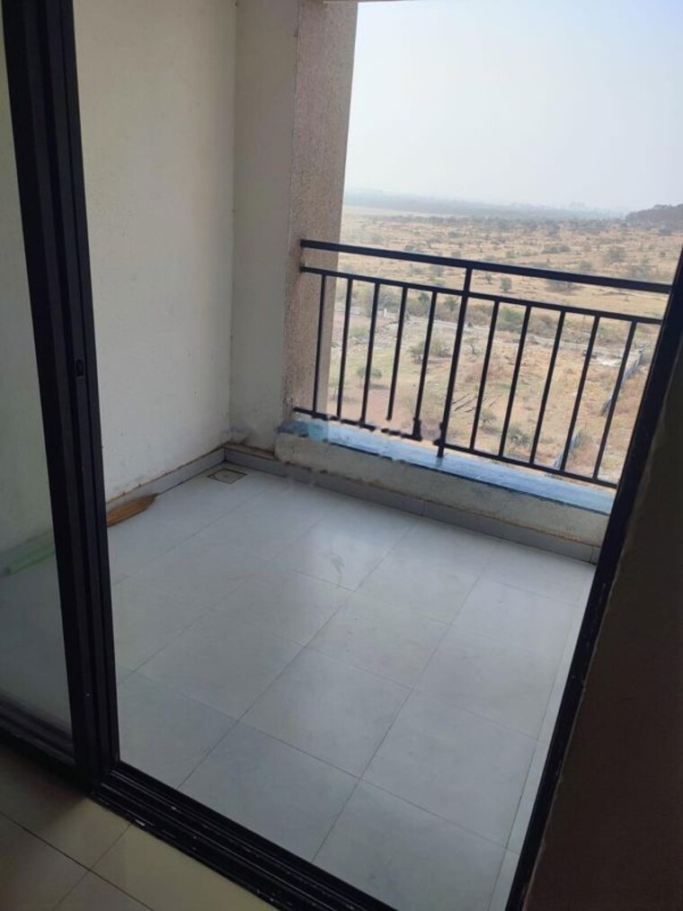 Room, mantra-montana-phase-1 1 Bedroom 500 Sq.Ft. Apartment In Dhanori Pune 10629612