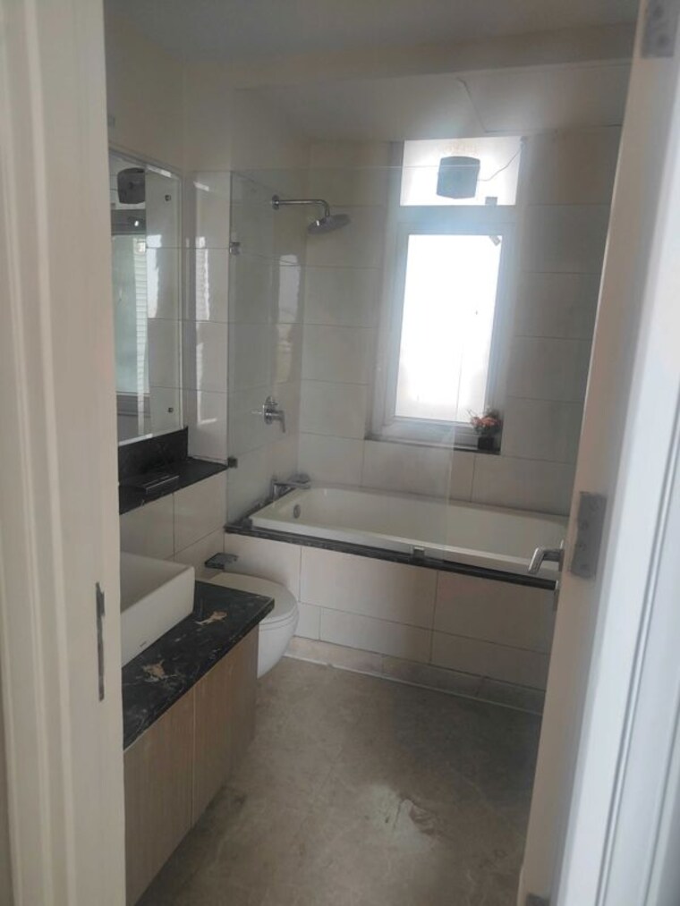 Bathroom, sector 22 2 Bedroom 1250 Sq.Ft. Builder Floor In Sector 22 Gurgaon 10629610