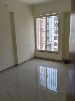 Room in 2 BHK Apartment at Shriram Nysa, Dhanori – for Rent