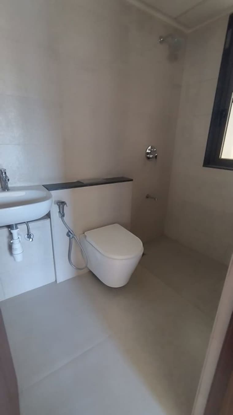 Bathroom, kalpataru-srishti-namaah 2 Bedroom 980 Sq.Ft. Apartment In Mira Road Thane 10629544