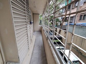 Balcony in 1.5 BHK Apartment at Bandra West – for Rent