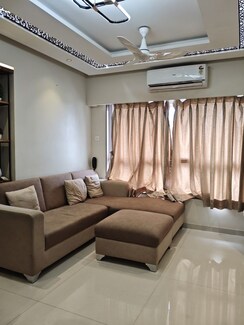 1 BHK Apartment For Rent in Sanghvi One