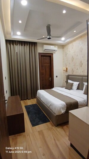 Bedroom in 2 BHK Builder Floor at Sector 115 – for Sale