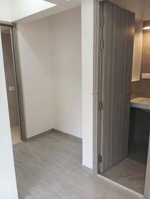 Room in 1.5 BHK Apartment at Rustomjee Cleon, Bandra East – for Rent