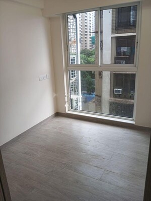 Room in 1.5 BHK Apartment at Rustomjee Cleon, Bandra East – for Rent