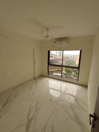 1 BHK Apartment For Rent in Shreeji BKC Crown in Kurla West, Mumbai