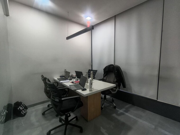 Team Area, vishwa-plan-s-business-park Commercial Office Space 700 Sq.Ft. In Nerul Navi Mumbai 10629703