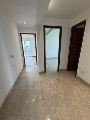Room in 4 BHK Apartment at High Ground – for Sale