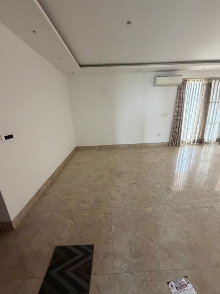 Room, high ground 4 Bedroom 2750 Sq.Ft. Apartment In High Ground Zirakpur 10629504