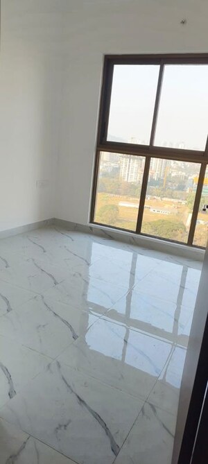 Room in 2 BHK Apartment at Raymond Ten X Habitat, Pokhran Road No Two – for Rent