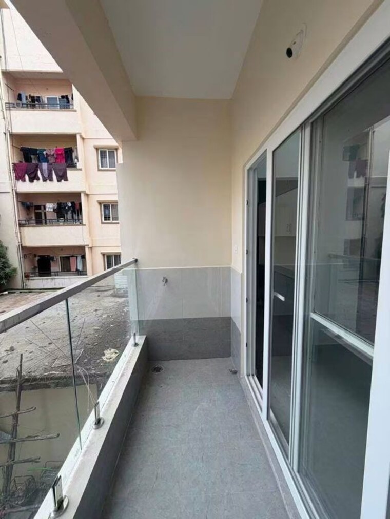 Balcony, raghavendra-arcade 1 Bedroom 550 Sq.Ft. Apartment In Kondapur Hyderabad 10629743