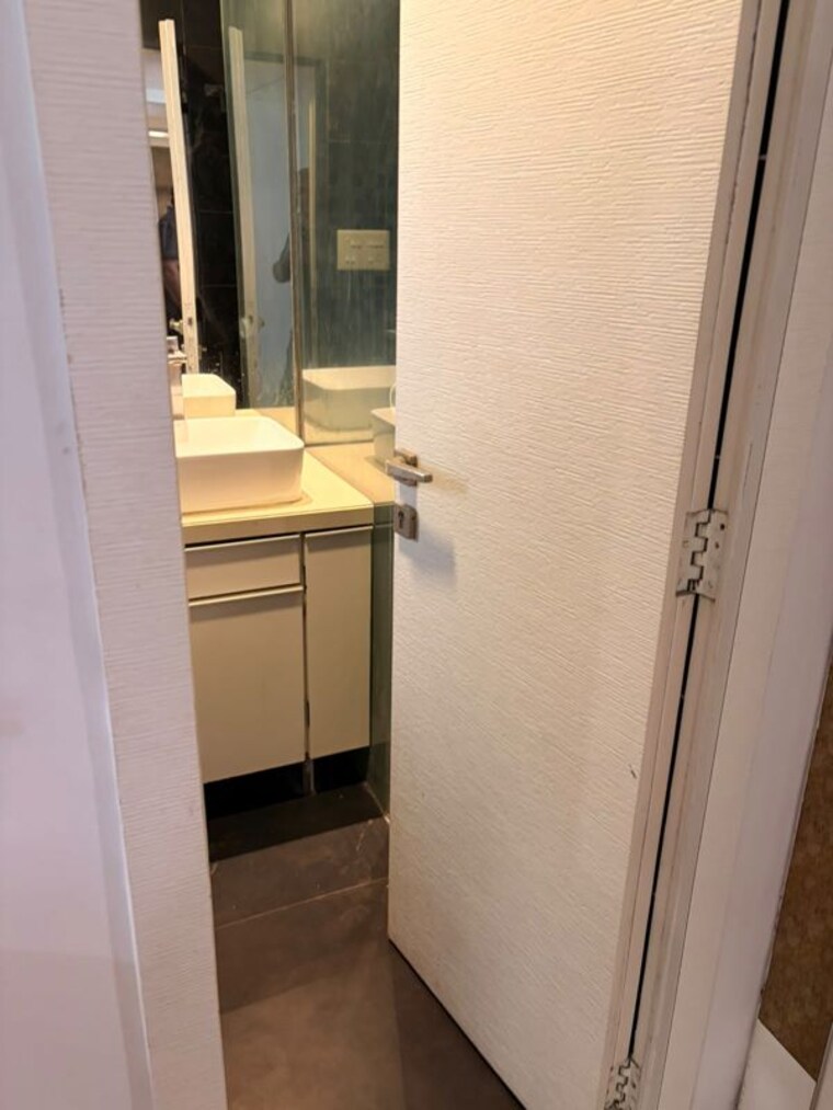 undefined, mahim west 3 Bedroom 1000 Sq.Ft. Apartment In Mahim West Mumbai 10629749