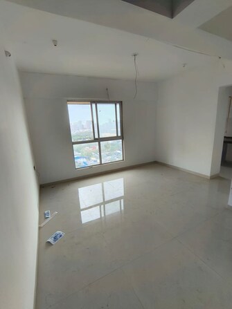 2 BHK 690 Sq.Ft. Apartment in Kalpataru Vivant