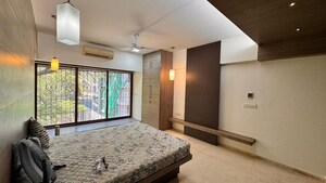 Bedroom in 3 BHK Apartment at Chembur – for Rent
