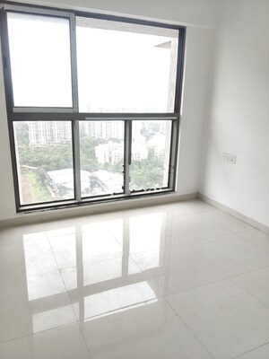 1 BHK Apartment For Rent in UK Iridium, Kandivali East