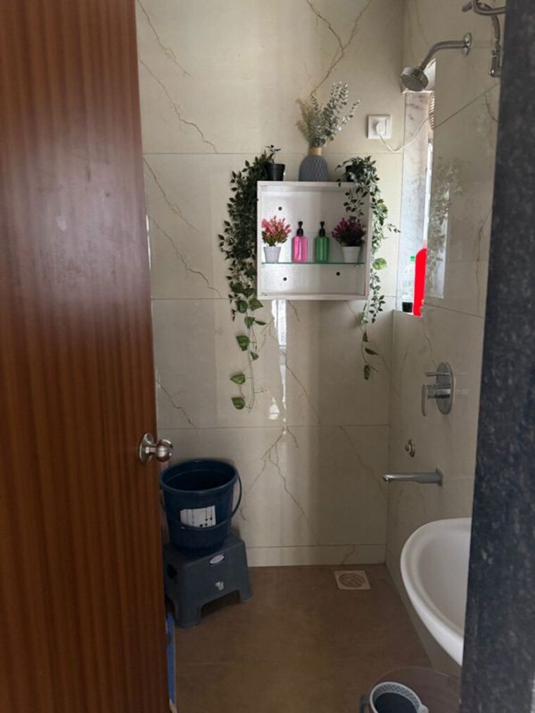 Bathroom, raunak-bliss 1 Bedroom 400 Sq.Ft. Apartment In Ghodbunder Road Thane 10629781