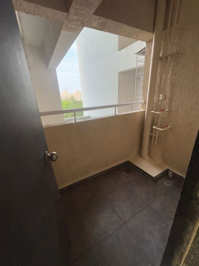Bathroom, gada-anutham 3 Bedroom 715 Sq.Ft. Apartment In Hadapsar Pune 10629774