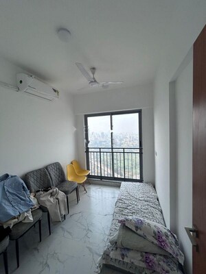 1 BHK Apartment For Rent in Chandak Nishchay, Borivali East