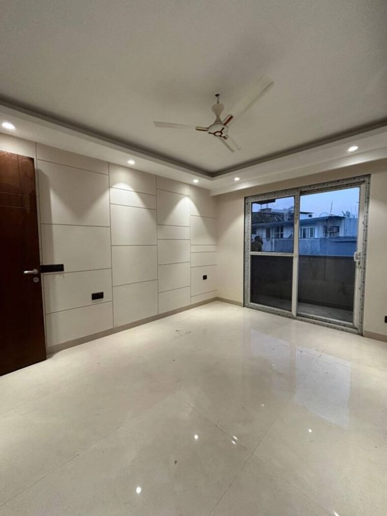 Room, freedom fighters enclave 4 Bedroom 2500 Sq.Ft. Apartment In Freedom Fighters Enclave Delhi 10629796
