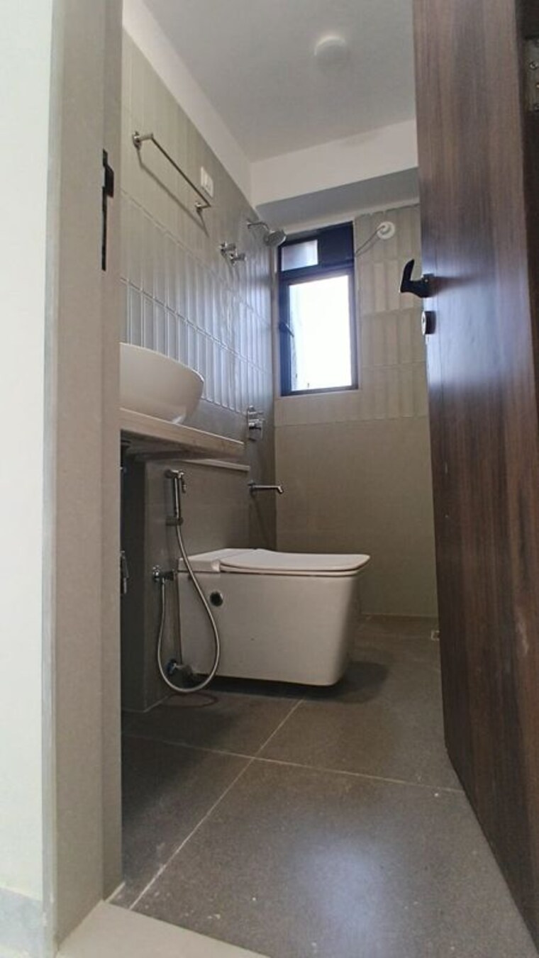 Bathroom, gurukrupa-gyanam 2 Bedroom 650 Sq.Ft. Apartment In Powai Mumbai 10629798