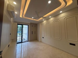 Room in 2 BHK Builder Floor at Sector 22 – for Rent