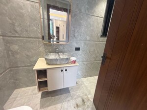 Kitchen in 2 BHK Builder Floor at Sector 22 – for Rent