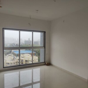 Room in 2 BHK Apartment at Dem Phoenix, Malad East – for Rent