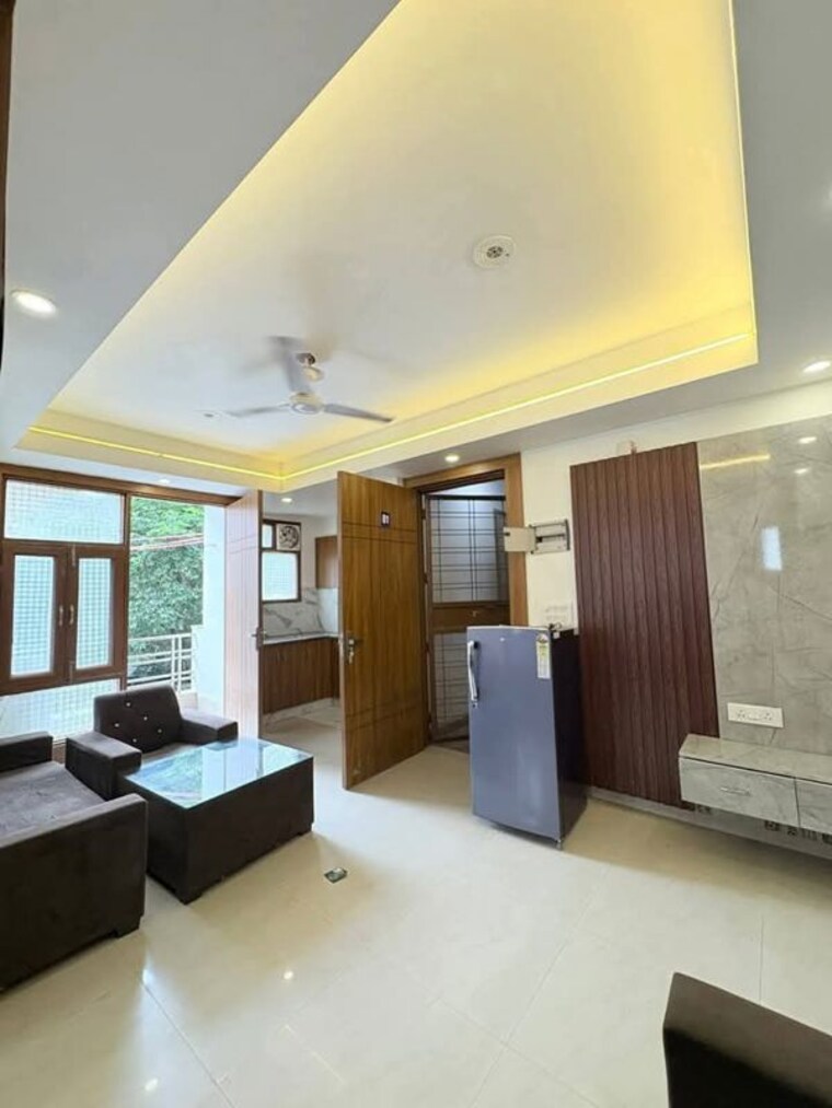 Bedroom, freedom fighters enclave 2 Bedroom 1100 Sq.Ft. Apartment In Freedom Fighters Enclave Delhi 10629827