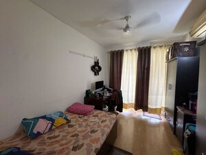Living Room in 3 BHK Builder Floor at Sector 23 – for Rent