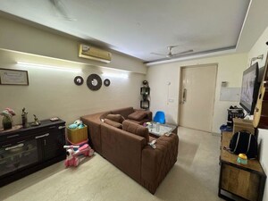 Furnished Amenities in 3 BHK Builder Floor at Sector 23 – for Rent