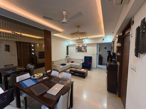 Team Area in 3 BHK Apartment at Shapoorji Pallonji Vicinia, Powai – for Rent