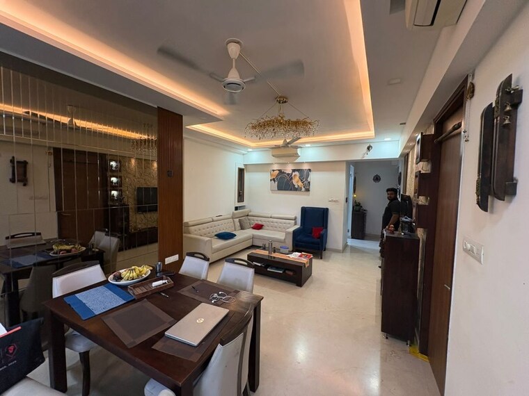 Team Area, shapoorji-pallonji-vicinia 3 Bedroom 1000 Sq.Ft. Apartment In Powai Mumbai 10629813