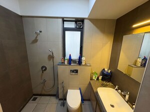Team Area in 3 BHK Apartment at Shapoorji Pallonji Vicinia, Powai – for Rent