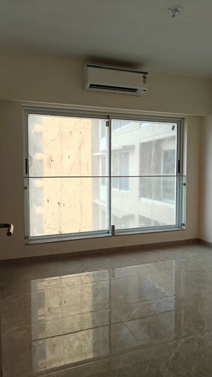 Room in 3 BHK Apartment at LnT Elixir Reserve, Powai – for Rent