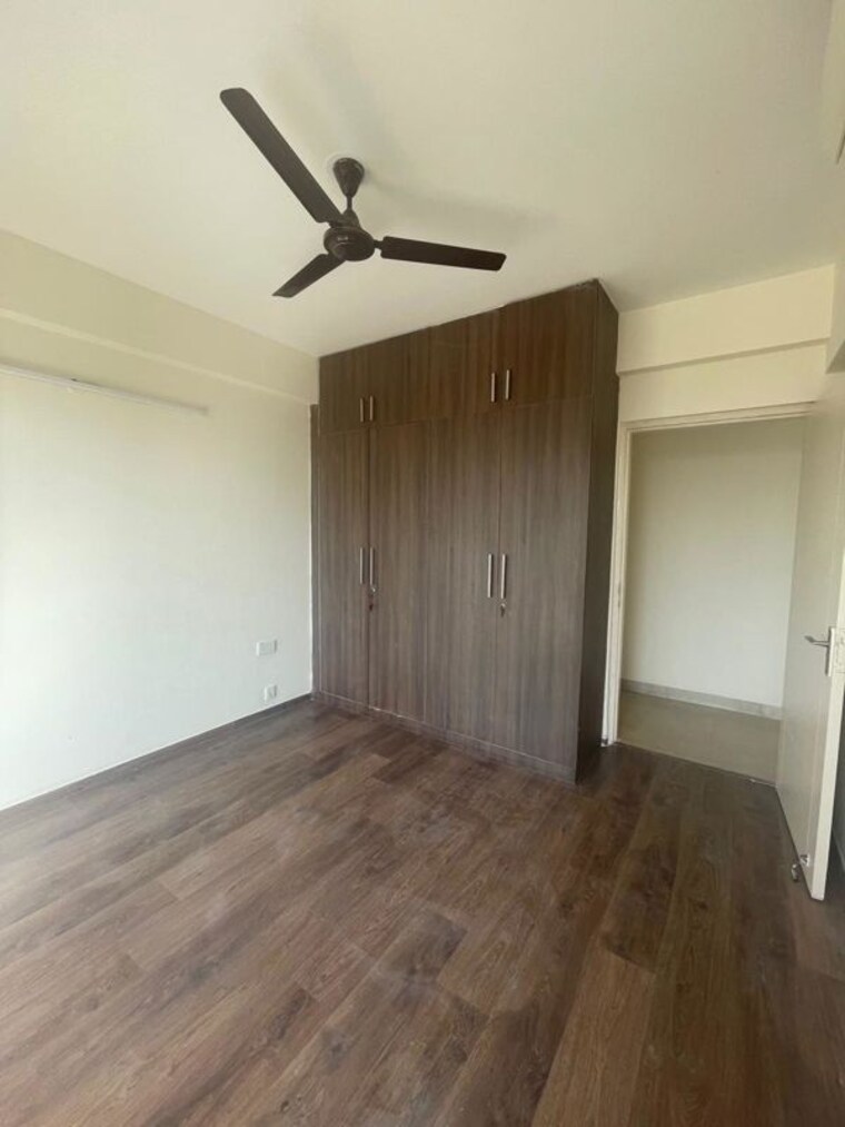 Room, sector 23 3 Bedroom 1550 Sq.Ft. Builder Floor In Sector 23 Gurgaon 10629842