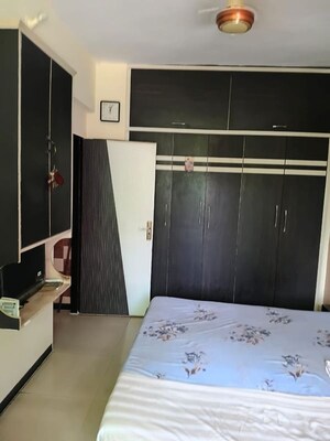 2 BHK Apartment For Rent in Regency Anantam, Dombivli East