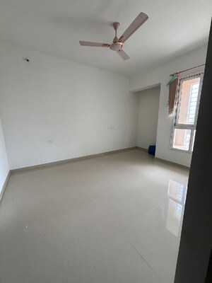 Bedroom in 2 BHK Apartment at Puranik City Reserva, Ghodbunder Road – for Rent