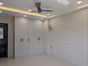Room in 3 BHK Apartment at BPTP Amstoria, Sector 102 – for Sale