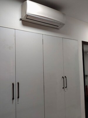 Furnished Amenities in 3 BHK Apartment at Lodha Splendora, Ghodbunder Road – for Rent